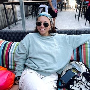 Meet your Posher, Becky